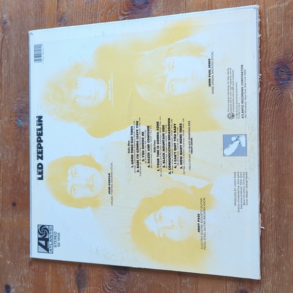 Led Zeppelin - Picture 2 of 2